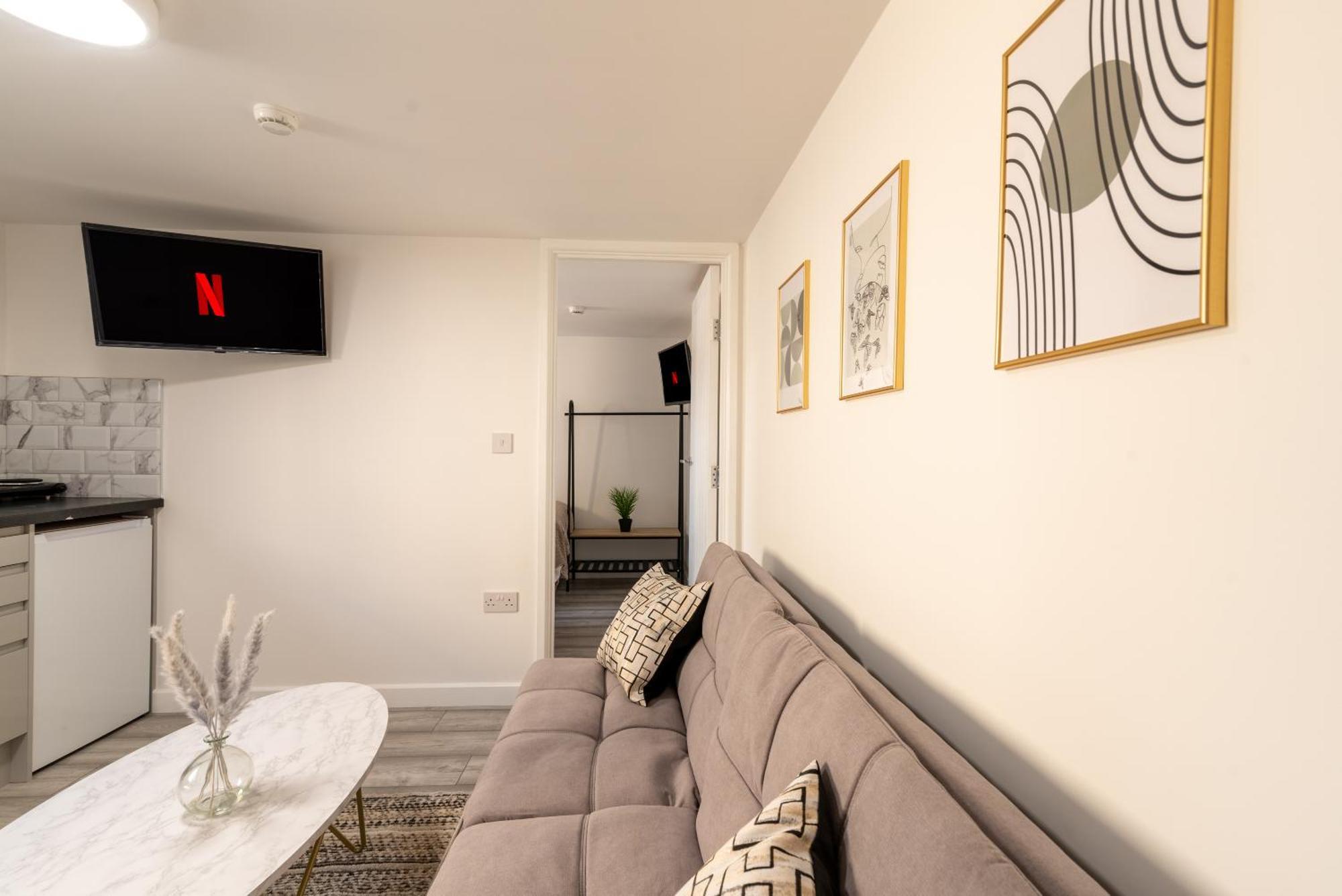 Cosy Cardiff Apartments - Garden Lounge Eksteriør billede