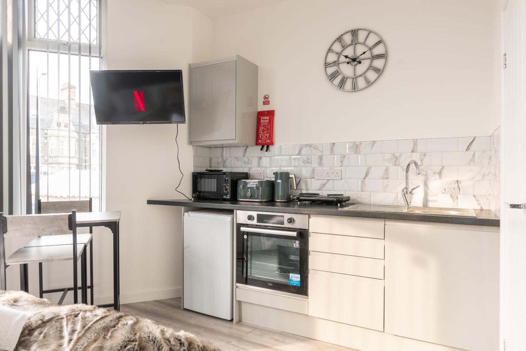 Cosy Cardiff Apartments - Garden Lounge Eksteriør billede