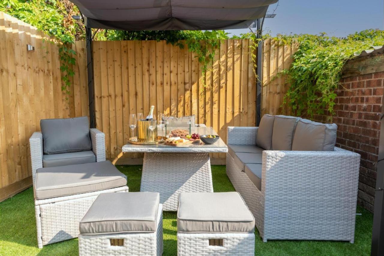 Cosy Cardiff Apartments - Garden Lounge Eksteriør billede