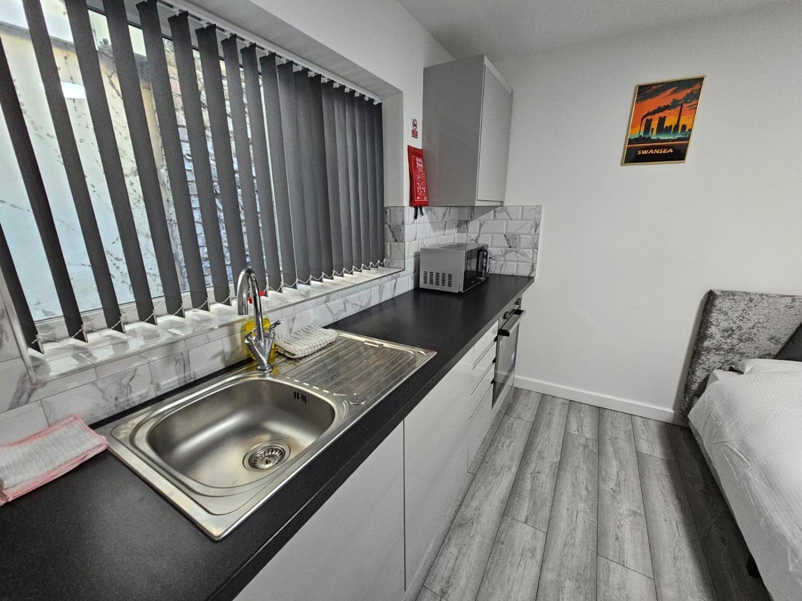 Cosy Cardiff Apartments - Garden Lounge Eksteriør billede
